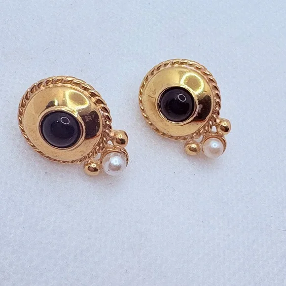 Vintage Liz Claiborne Stud Earrings Goldtone Round Rope Black & Faux Pearl 1.75” - Picture 3 of 6